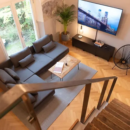 Design Loft I Saniertes Pferdehaus I 130 Qm I Europapark 20min I 2 Etagen I 2 Baeder I Nespresso I Parkplatz Apartment *
