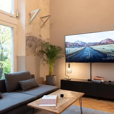 Design Loft I 130 Qm I Klimaanlage I Europapark 20min I 2 Etagen I 2 Baeder I Nespresso I Parkplatz شقة
