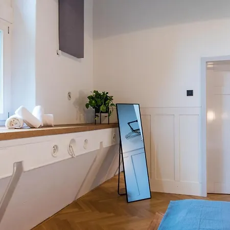 Appartement Design Loft I 130 Qm I Europapark 20min I 2 Etagen I 2 Baeder I Nespresso I Parkplatz